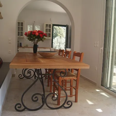 Villa Agkalia *